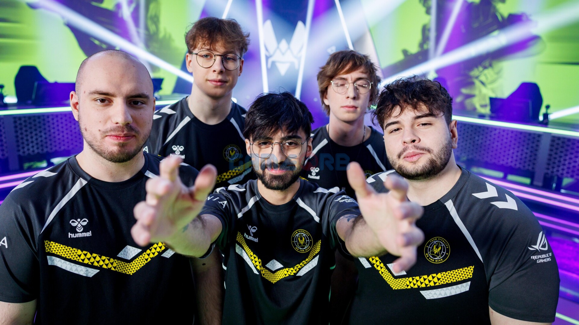 Derke tỏa sáng trong màu áo của Team Vitality