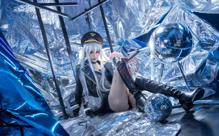 Màn cosplay Kitagawa Marin phiên bản Black Lobelia gây sốt